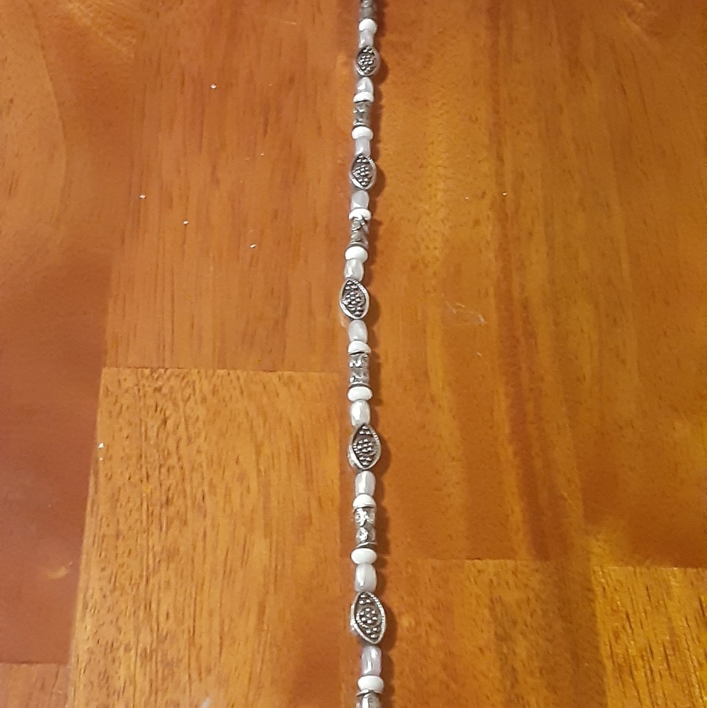 CHICOS  NECKLACE